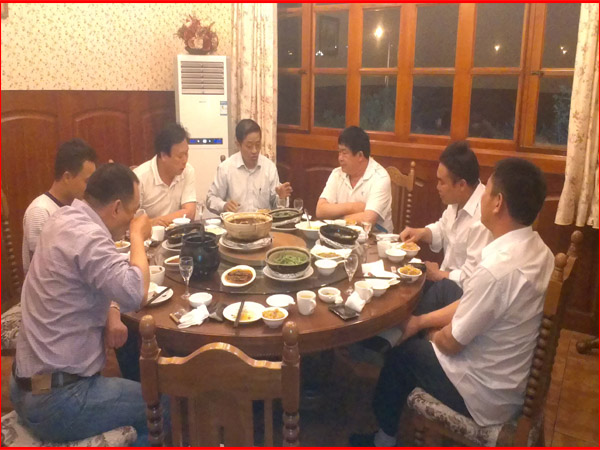 李鹏考察q的汉中q东化肥有限公司的金L铭泽机械